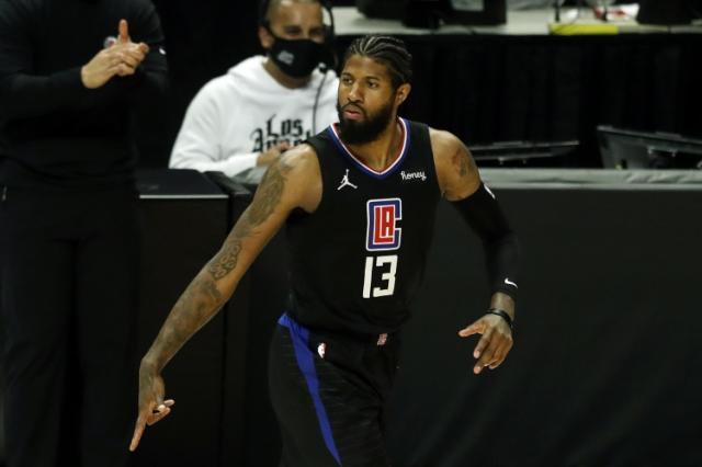 英雄联盟赛程-就这还演戏挑对手？卢帅祭出奇葩神阵亲手埋葬快艇