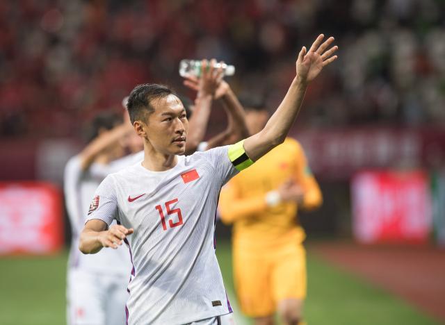 吴曦：球队团结像一个团队 希望能够走得更远